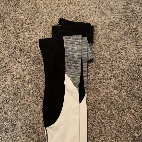 Athleta Leggings - Picture 5 of 6